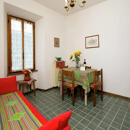 Prázdninový dům Enticing In With Balcony Lake Views Stresa